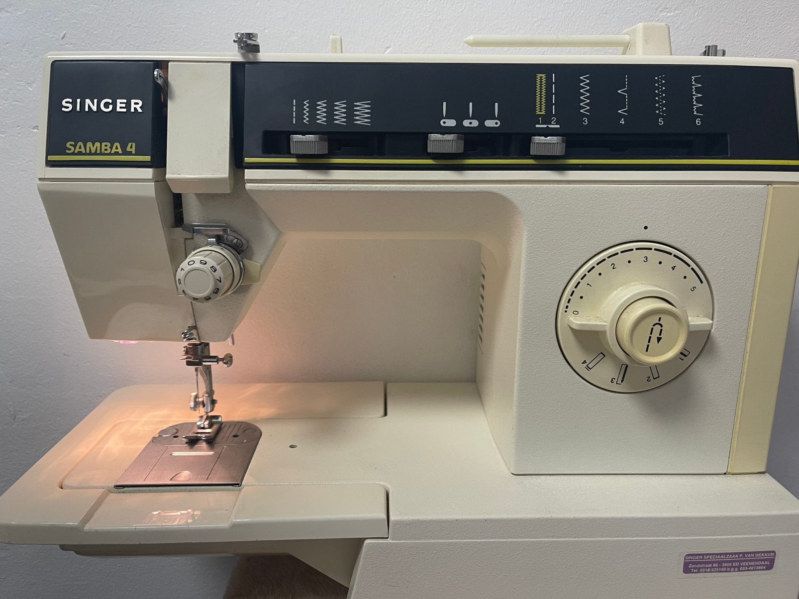 Singer Samba Naaimachine Zo goed als Nieuw, Hobby en Vrije tijd, Ophalen, Zo goed als nieuw, Naaimachine, Singer