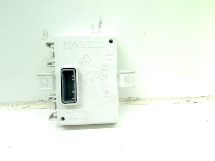 Navigatie Module van een Renault Kangoo, Gebruikt, -, Renault, -