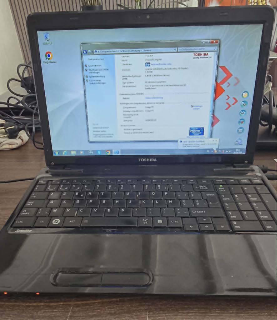 TOSHIBA SATELLITE L750D-17Q, Enlèvement ou Envoi, Comme neuf