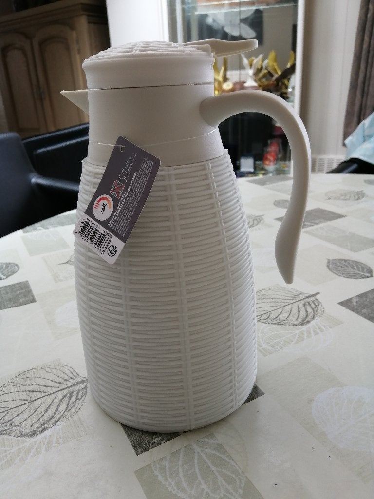 NIEUWE thermosfles, Maison & Meubles, Cuisine | Vaisselle, Enlèvement ou Envoi, Neuf, Plastique, Bouteille isotherme
