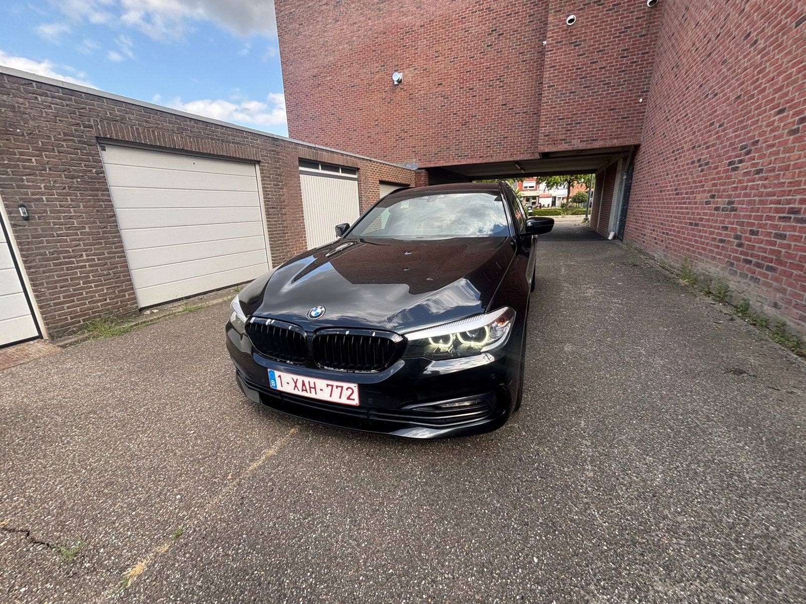 Bmw 520 sportline, Autos, BMW, Cuir, Euro 6, Noir, Automatique