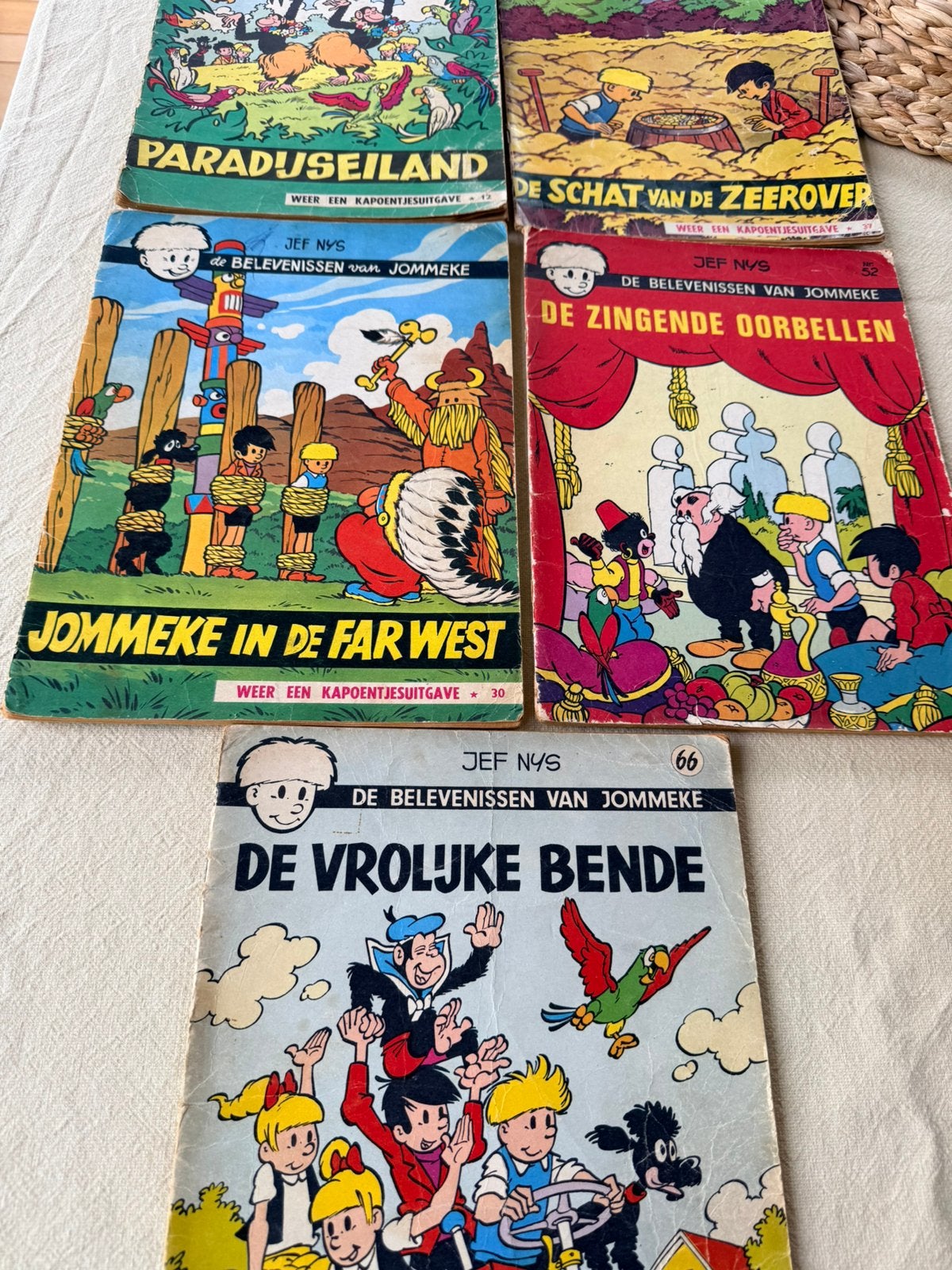 Vintage 5 strips de belevenissen van Jommeke, Boeken, Meerdere stripboeken, Ophalen of Verzenden, Gelezen