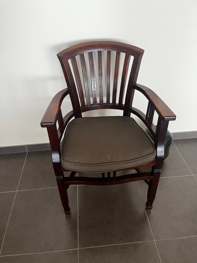 Houten armstoel, Ophalen, Gebruikt, Hout