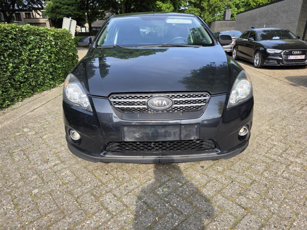 Kia Ceed 1.4 Essence Euro 5 avec climatisation, Autos, Euro 5, Achat, Entreprise, Boîte manuelle