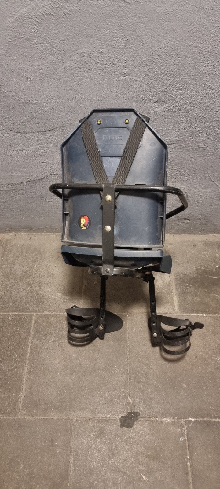 Baby fiets stoeltje op het stuur te monteren, Ophalen