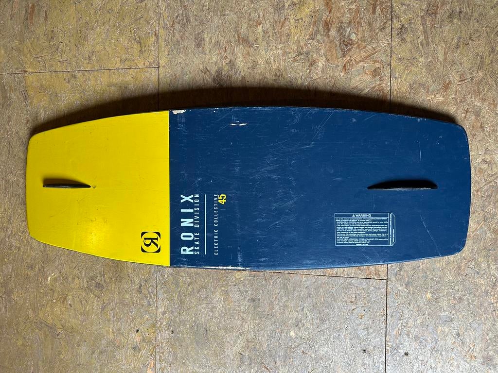Wakeskate Ronix 45”, Watersport en Boten, Wakeboarden, Ophalen, Zo goed als nieuw, Board