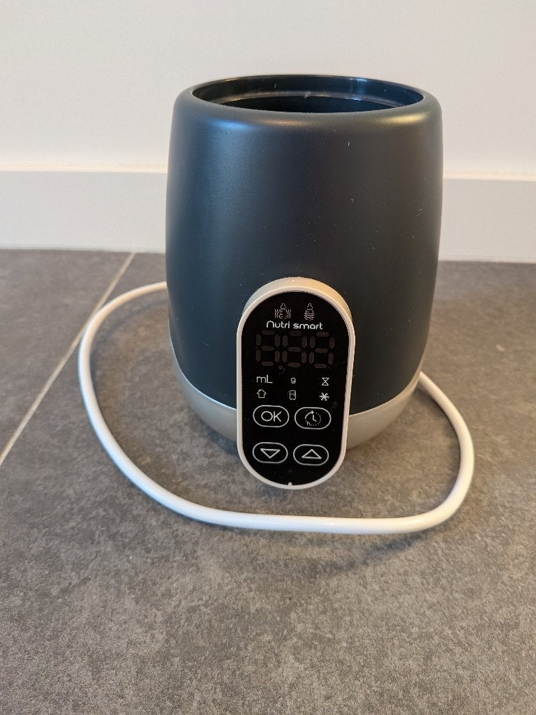 Nutrismart babymoov flessenverwarmer ook voor in de auto., Automatisch, Flessen- of potjesverwarmer, Ophalen of Verzenden, Zo goed als nieuw