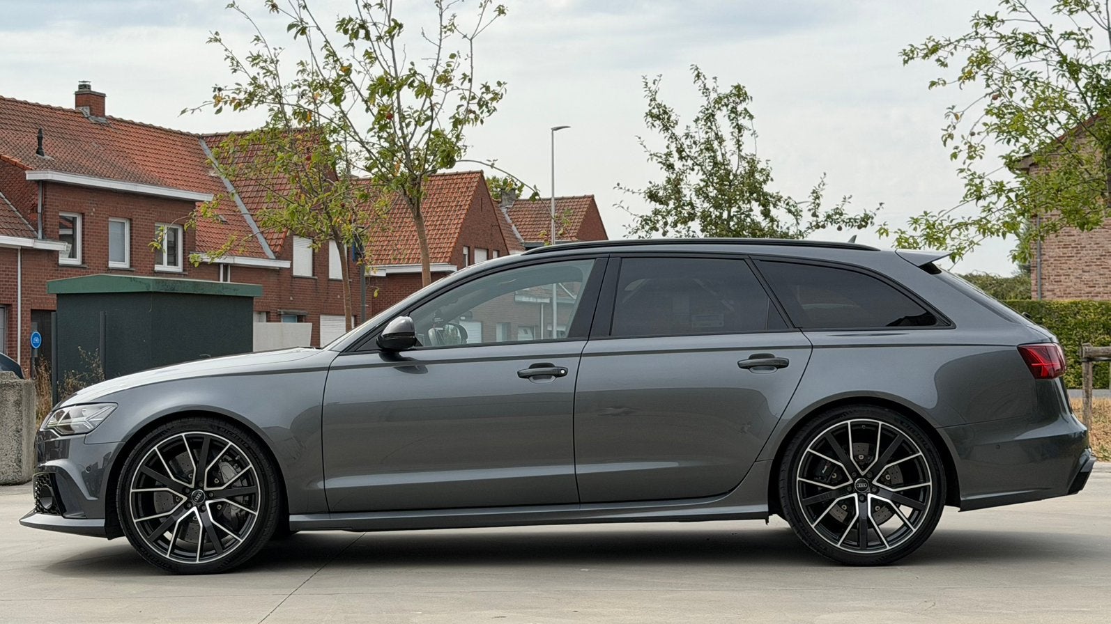 Audi Rs6 Performance 4.0 V8/Matrix/Leder/Alcantara/DaytonaGr, Autos, Achat, Euro 6, 2 places, Carnet d'entretien