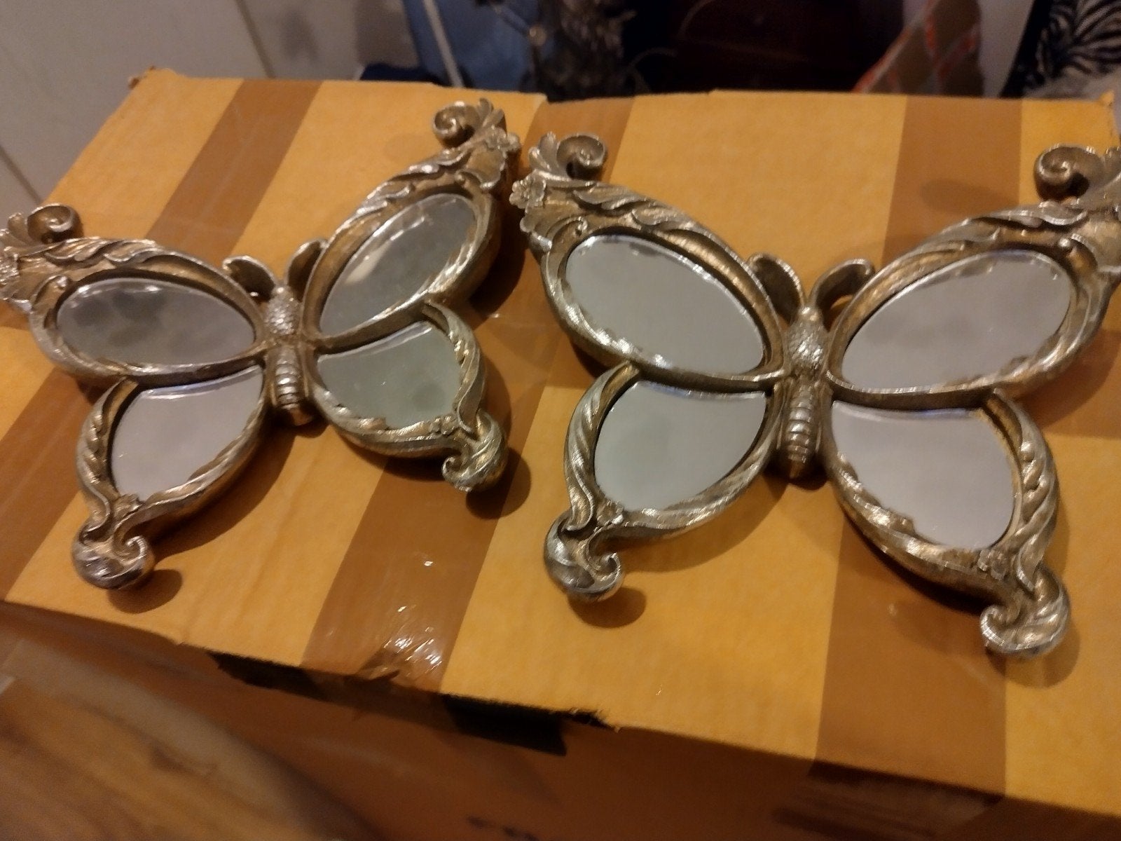 2x Clayre & Eef vlinder wandspiegel
Mooie decoratieve vli, Ophalen of Verzenden, Zo goed als nieuw