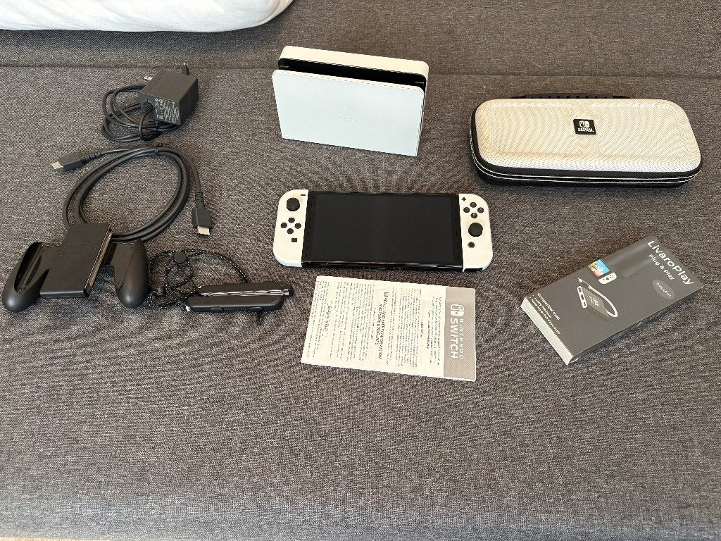 Nintendo Switch OLED, Ophalen, Zo goed als nieuw, Met 2 controllers, Switch OLED