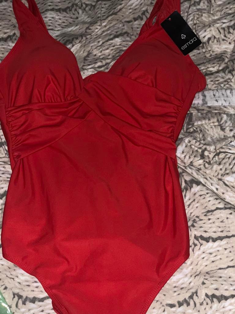 Maillot de bains femme neuf, Enlèvement, Comme neuf, Rouge