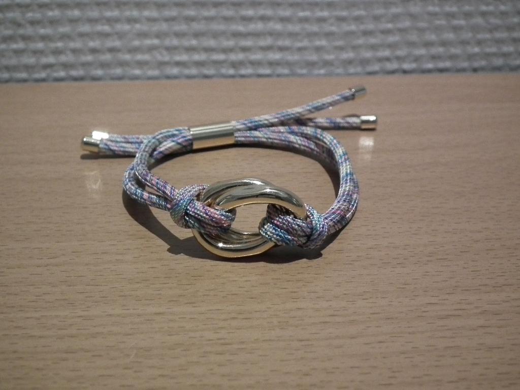 Damesarmband (Mayerline) in perfecte staat, Handtassen en Accessoires, Armbanden, Verzenden, Zo goed als nieuw, Overige kleuren
