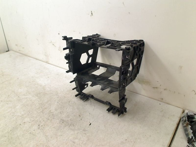 RADIO frame golf 6 Volkswagen Golf VI (5K1) (5K0858089E), Auto-onderdelen, Gebruikt, Volkswagen, Volkswagen AG, Kundenbetreuung@volkswagen.de