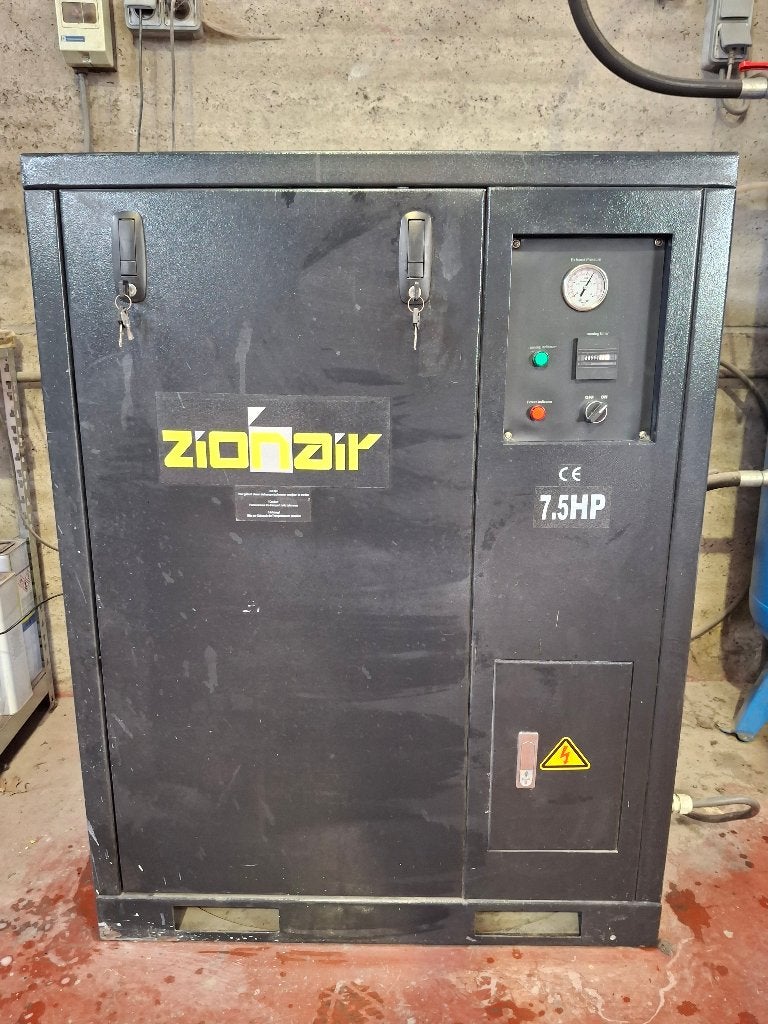 Ensemble air comprimé,  compresseur,  cuve, sécheur d’air, Doe-het-zelf en Bouw, Compressors, Zo goed als nieuw, 10 bar of meer