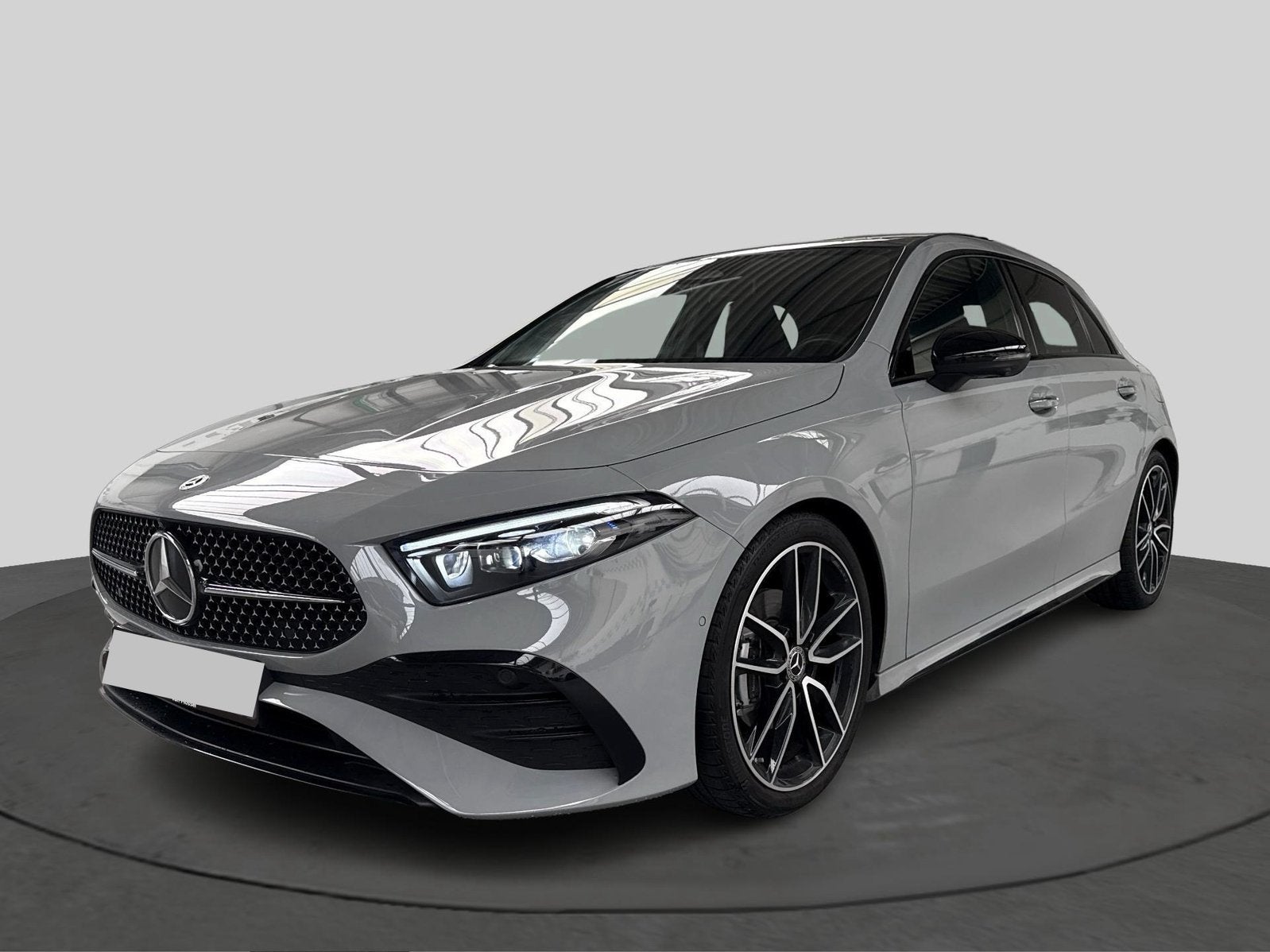 Mercedes-Benz A 180 Star Edition / 140 Years Edition, Auto's, 360° camera, Elektrisch, Particulier, Te koop