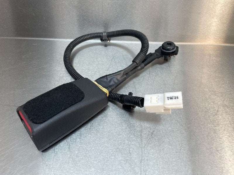 BOUCLE DE CEINTURE DE SECURITE AVANT GAUCHE Kia Niro I (DE), Utilisé, Kia