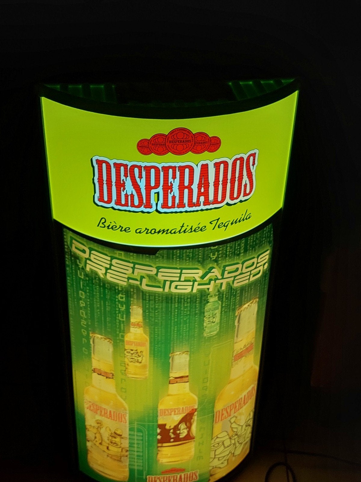 Desperados publicitaires vintage et 3 verres 80 cm h et 38 b, Enlèvement