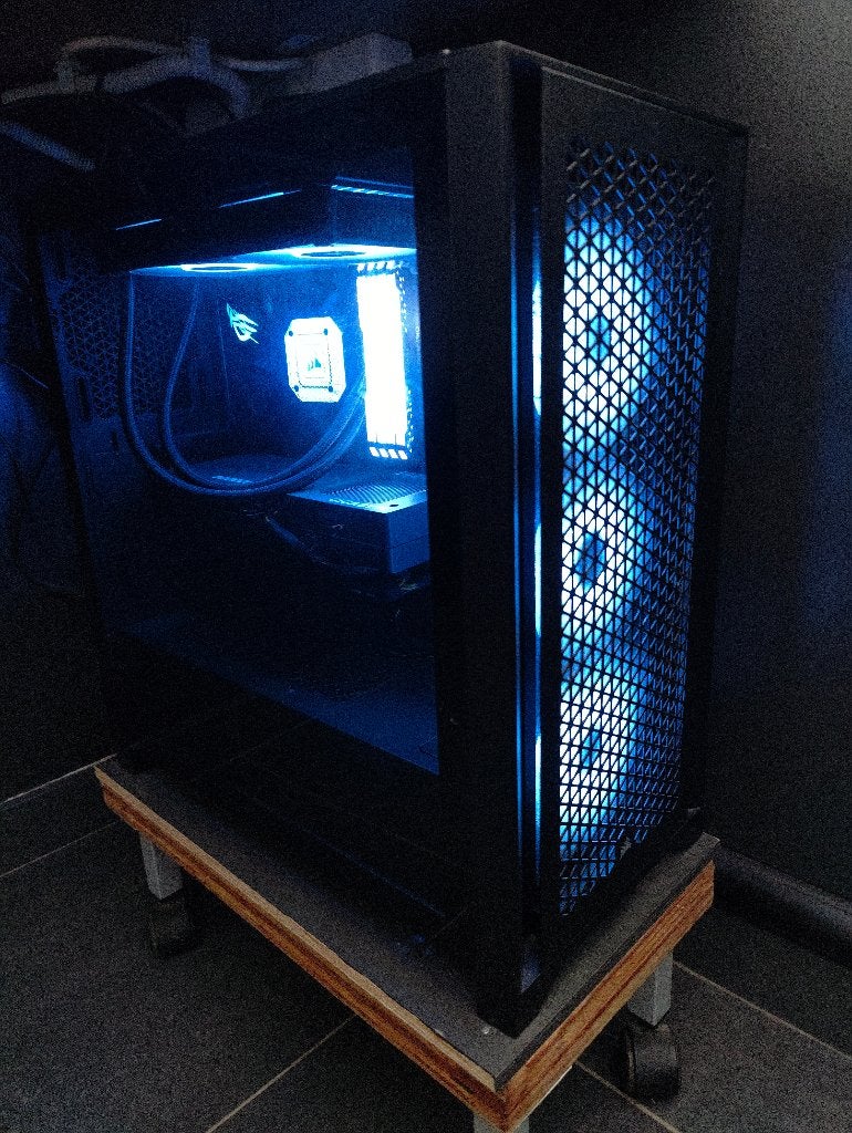 Ryzen 5 5600X - 32gb Ram - RTX 4060 8gb, 32 GB, Custom Build, Gaming, SSD