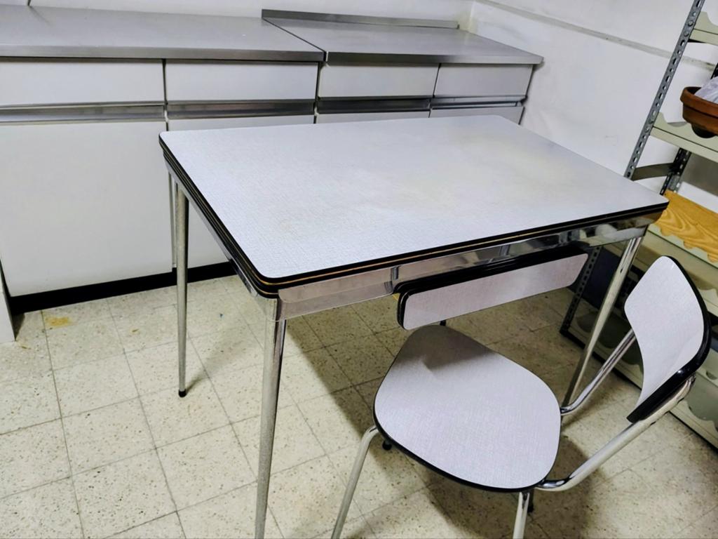Mid Century vintage formica keuken jaren 60, Ophalen
