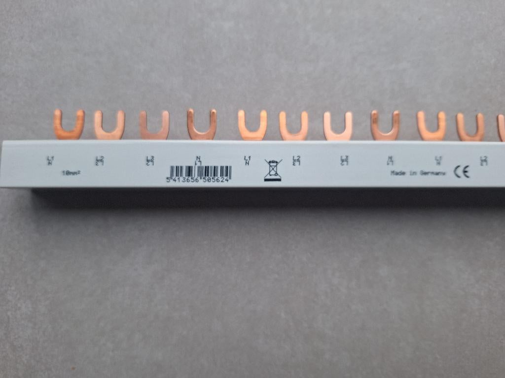 Kamgeleider 4P (L1,L2,L3,N),10 mm², 56 mod, Doe-het-zelf en Bouw, Elektriciteit en Kabels, Ophalen, Nieuw, Overige typen