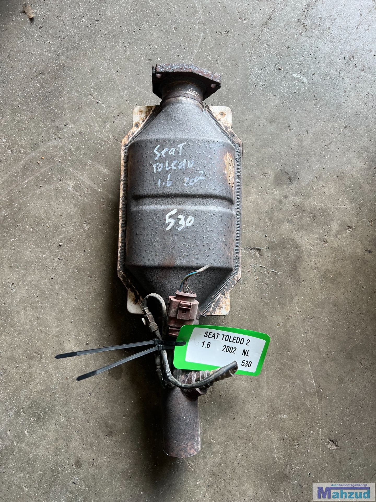Convertisseur catalytique interm diaire pour SEAT TOLEDO 1.6, Autovia A-2, Km 585 585
08760  Martorell, ES, SEAT S.A., Utilisé