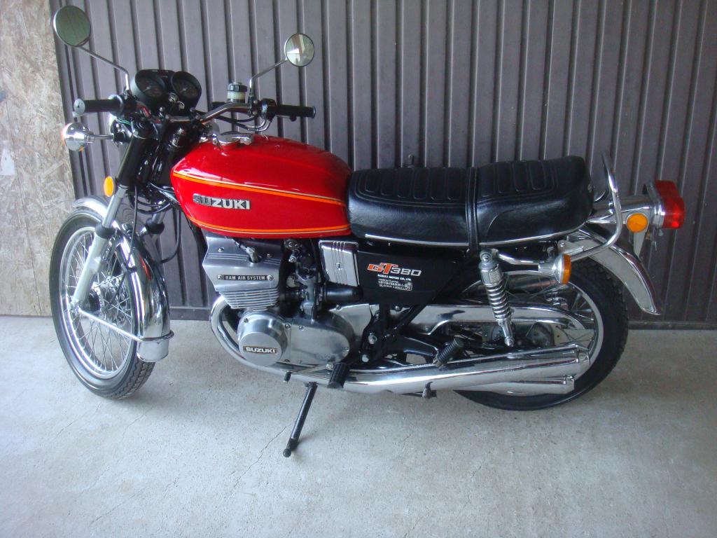 Suzuki GT380, Motoren, 380 cc, Nieuw