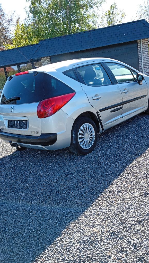 Peugeot 207 , 1.4 benzine break ,2011, 139000 kl, Bedrijf, Break, Airbags, Te koop