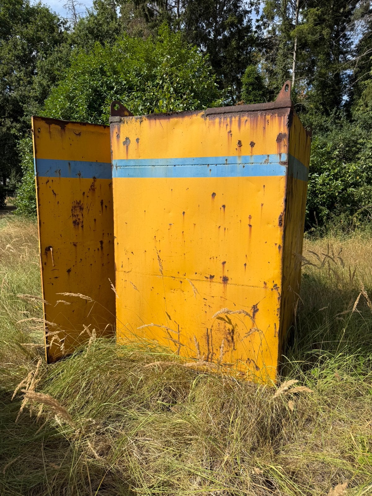 2 materiaal / werf containers, Ophalen