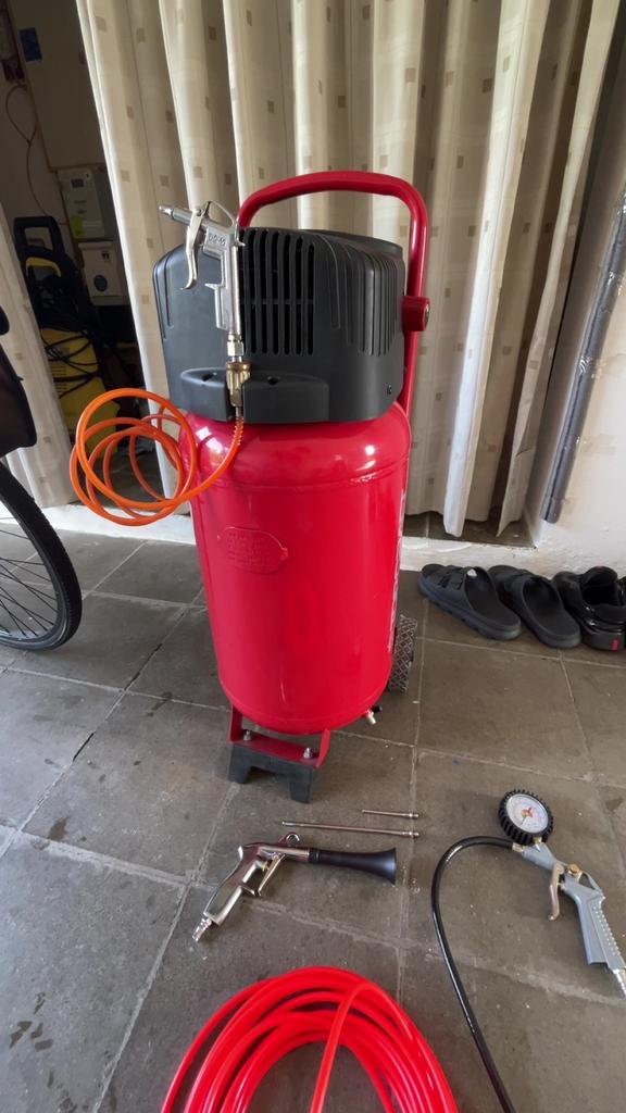 Compressor 50L, Enlèvement, Comme neuf