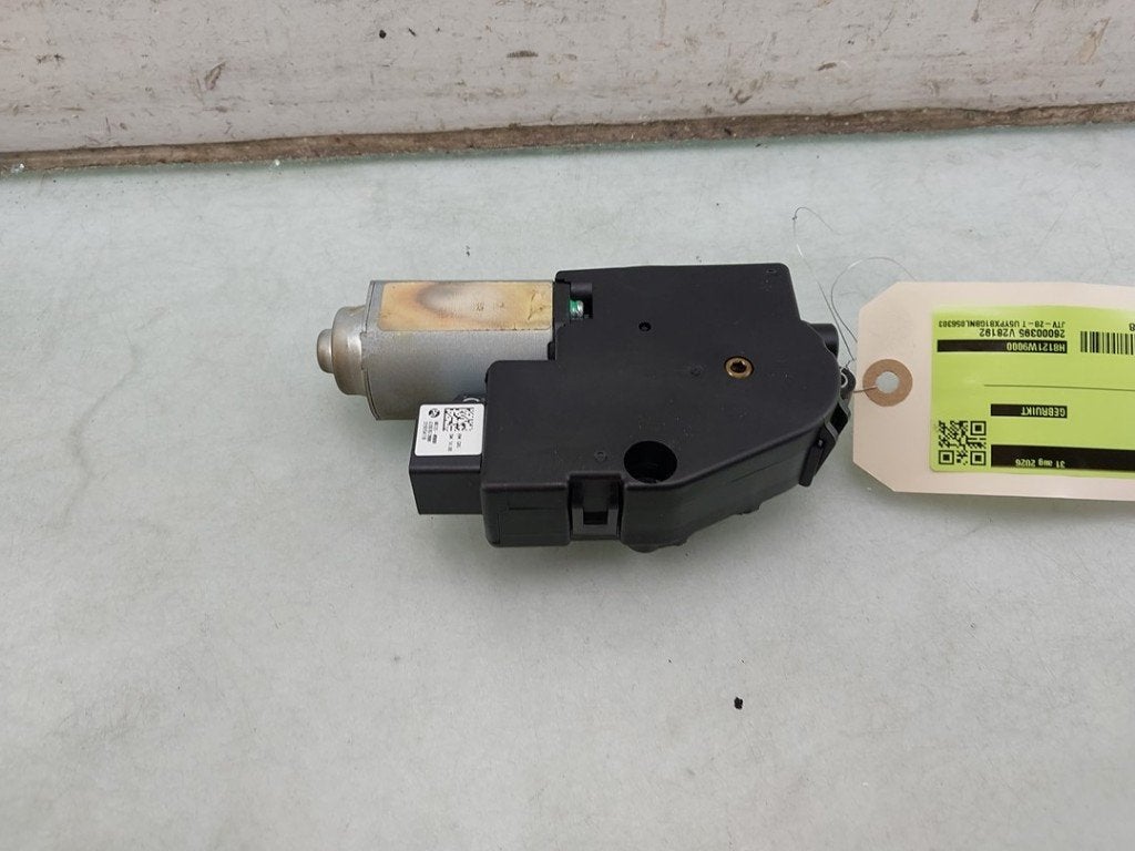 TOIT OUVRANT MOTEUR Kia Sportage (NQ5E) (01-2021/-), Autos : Pièces & Accessoires, Kia, Info@kia.de, Utilisé, Theodor-Heuss-Allee 11
60486  Frankfurt am Main, DE