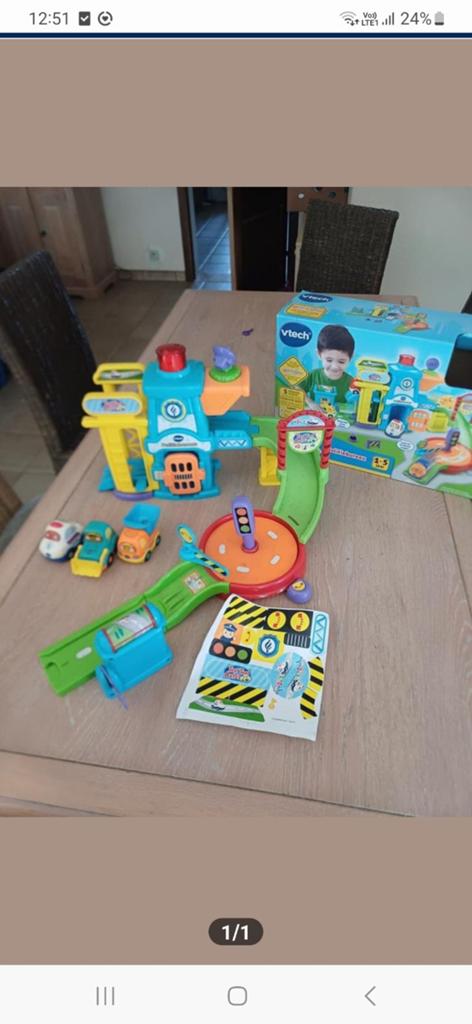 Vtech politiebureau toettoet autos, Enfants & Bébés, Jouets | Vtech, Enlèvement ou Envoi, Utilisé