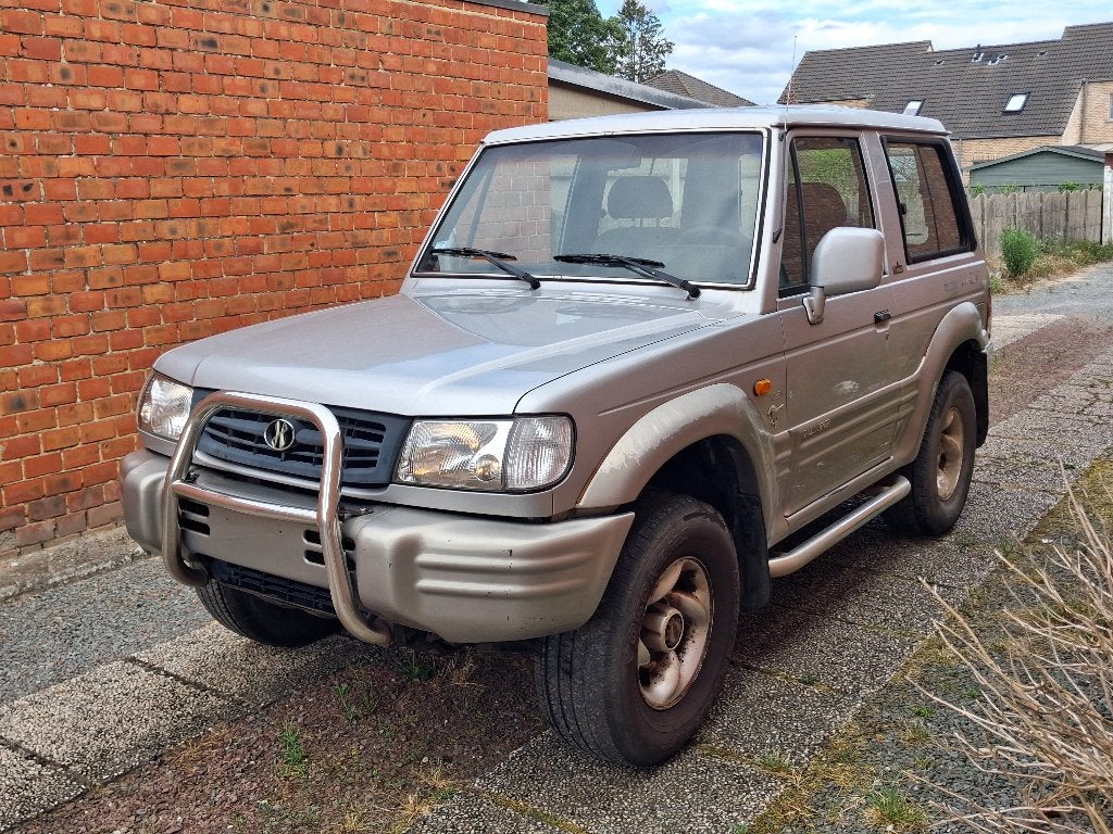 Hyundai Galloper 2.5 Turbo Diesel, Auto's, Hyundai, Particulier, Galloper, 4x4, ABS, Elektrische ramen, Lichtmetalen velgen, Startonderbreker