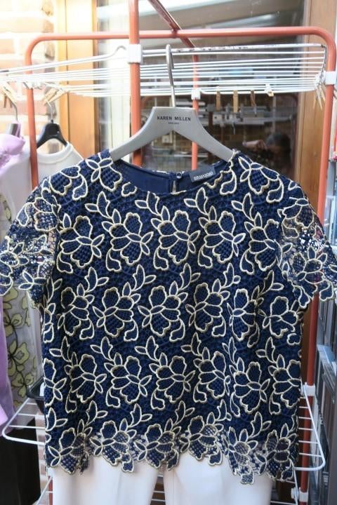 Blouse nieuw blauw goud Ermanno Scervino mt 40 (it 44), Kleding | Dames, Blouses en Tunieken, Nieuw, Maat 38/40 (M), Blauw, Ophalen of Verzenden