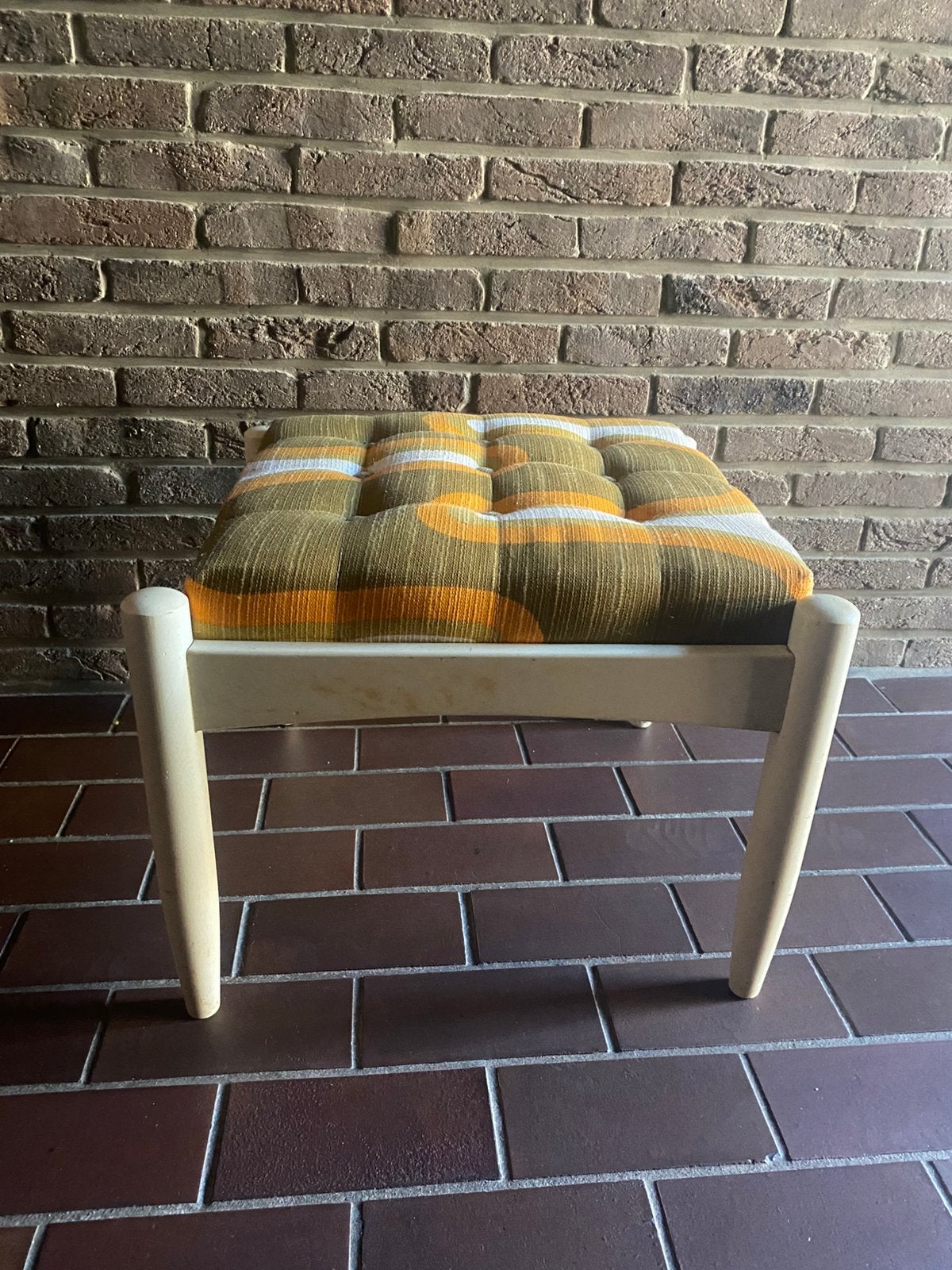 Mooie poef retro, Ophalen, Minder dan 50 cm, Gebruikt, Vierkant