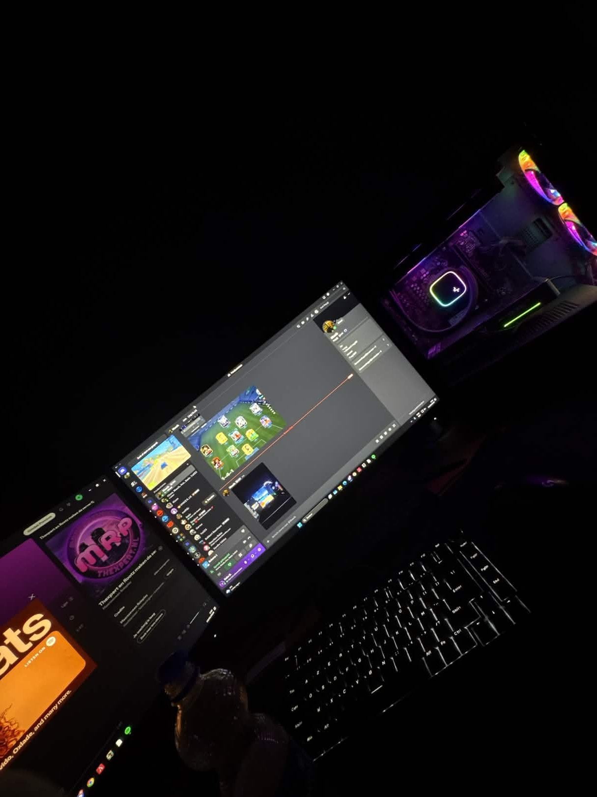 Gaming PC specs in beschrijving en met een 180hz scherm,muis, Computers en Software, Desktop Pc's, Zo goed als nieuw, Gaming, SSD