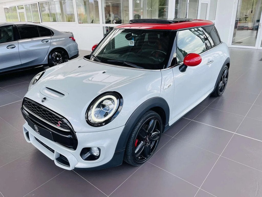 MINI Cooper S 2.0iA * GARANTIE + PACK JCW + TOIT PANO + LED, Auto's, Automaat, Gebruikt, Euro 6, 4 cilinders