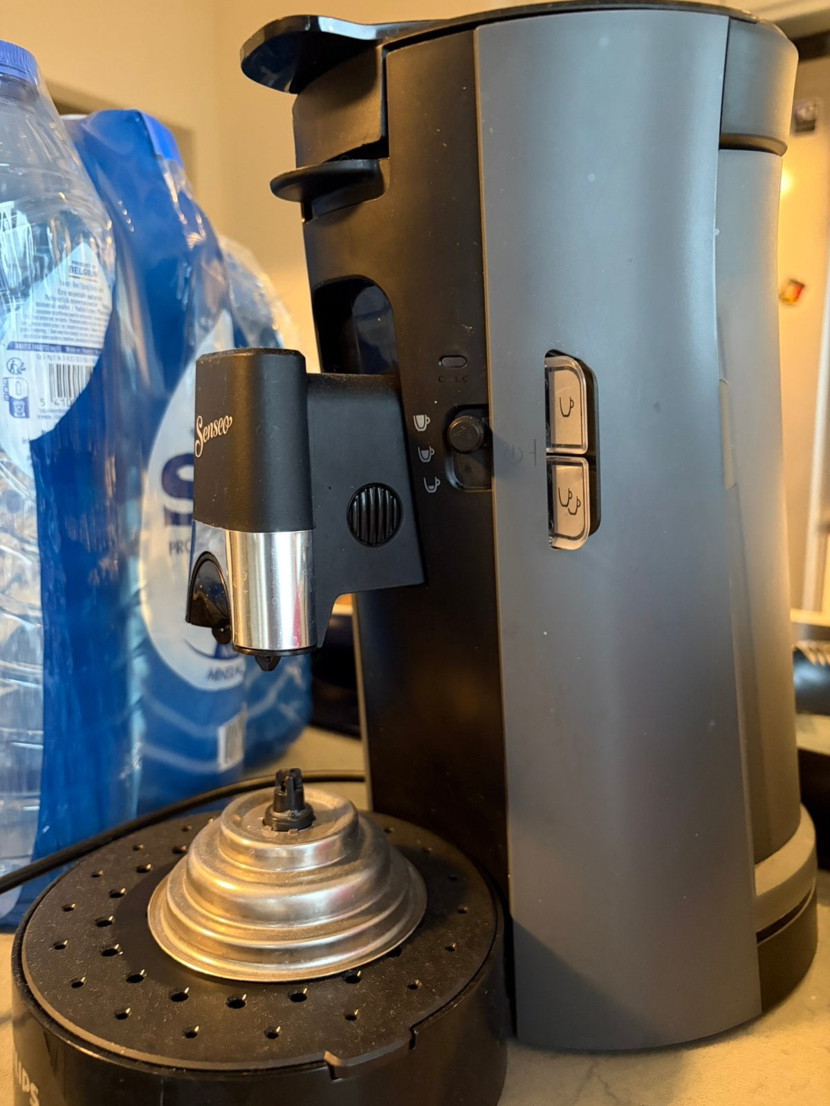 een Philips Senseo koffiezetapparaat (padmachine), Electroménager, Enlèvement, Comme neuf