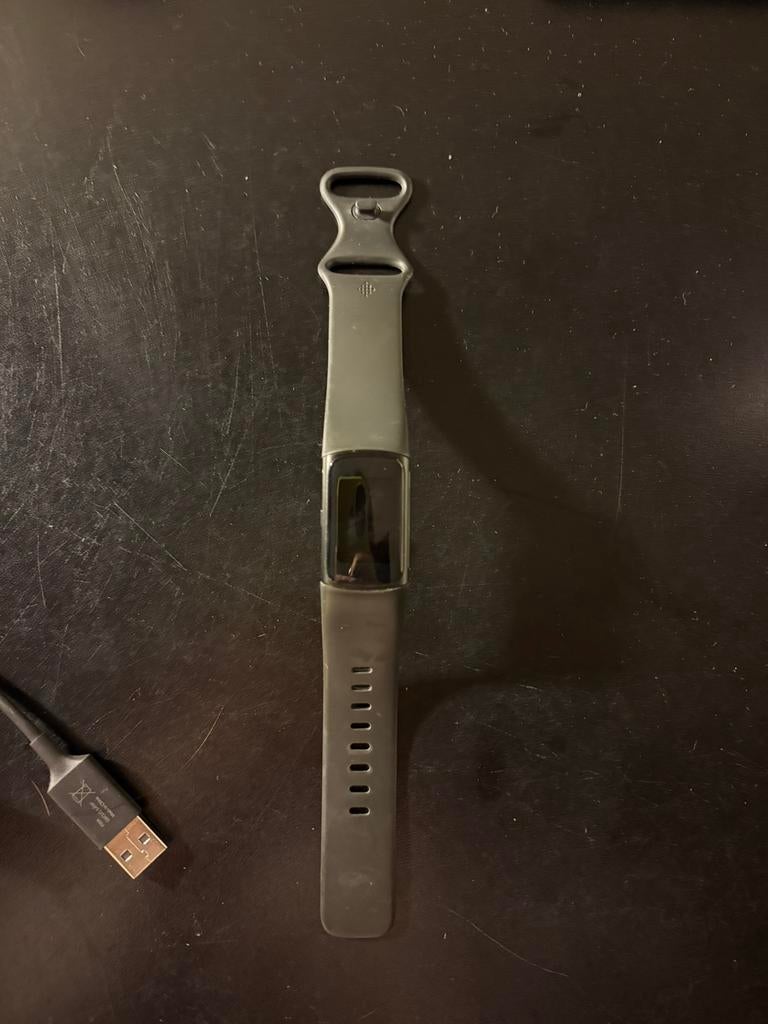 Fitbit Charge 6 - Activity Tracker - Zwart + charger, Ophalen, Zo goed als nieuw, Zwart
