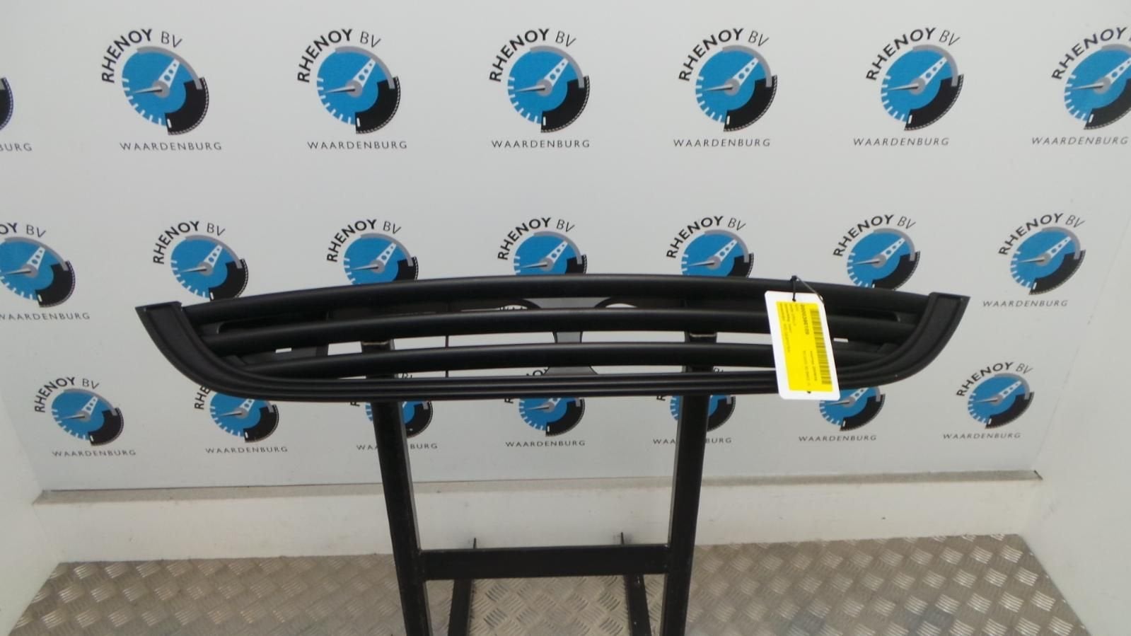 MINI (BMW) MINI GRILLE 2004, Ophalen of Verzenden, Gebruikt, Stiba lid