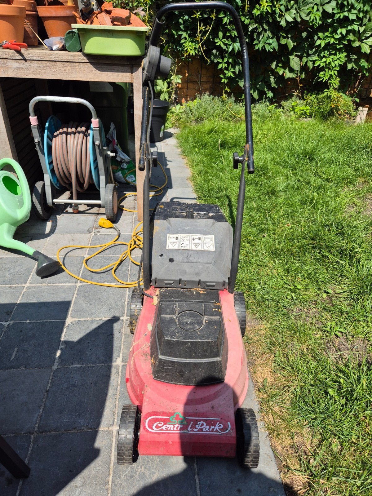 Gratis grasmaaier, Tuin en Terras, Grasmaaiers, Ophalen