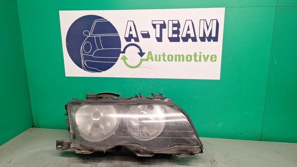 PHARE / OPTIQUE AVANT DROIT BMW 3 serie (E46 / 4), Autos : Pièces & Accessoires, Robert Bosch AG, Utilisé, BMW, Robert-Bosch-Allee 1
74232  Abstatt, DE