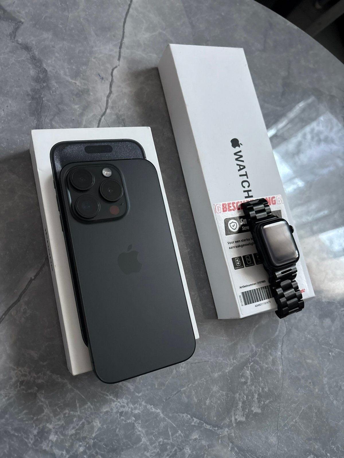 Iphone 15 pro en apple watch se 2nd gen, Telecommunicatie, Ophalen of Verzenden, Zo goed als nieuw, IPhone 15