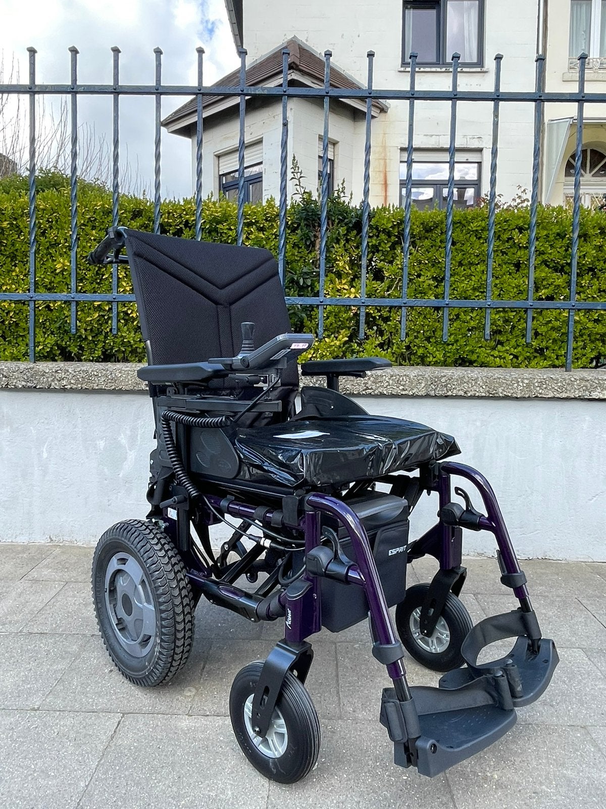 Opvouwbare elektrische rolstoel - Invacare Esprit 3 Action, Ophalen of Verzenden, Inklapbaar, Zo goed als nieuw, Elektrische rolstoel