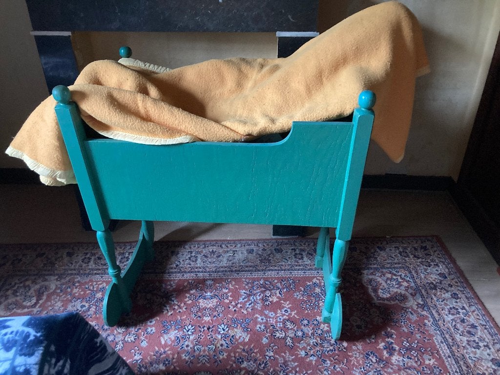 Babybedje antiek, Ophalen