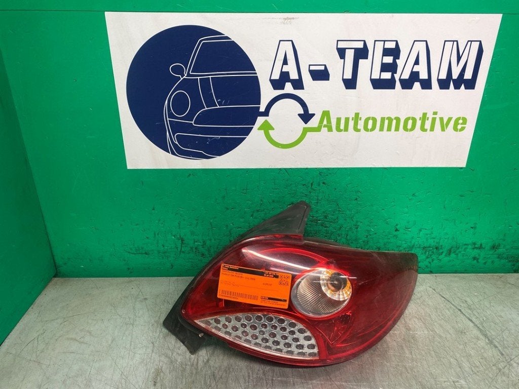 FEU ARRIÈRE DROIT Peugeot 206+ (2L / M) (|9685618180|), Kontakt-peugeot@peugeot.com, Utilisé, Peugeot Deutschland GmbH, Bahnhofsplatz
65423  Rüsselsheim, DE