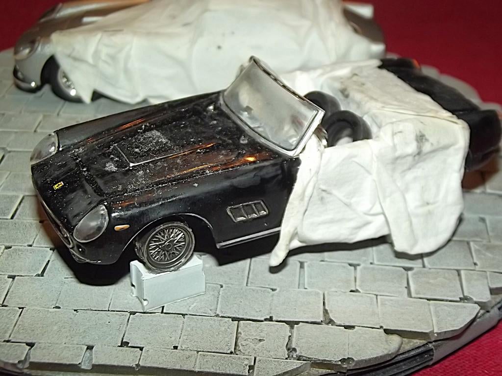 Diorama Ferrari 250 California + 250GT Berlinetta, Hobby & Loisirs créatifs, Voitures miniatures | 1:43, Enlèvement, Utilisé, Voiture