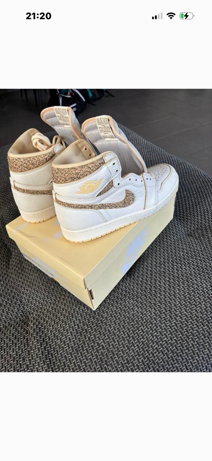 Bateau Air Jordan High OG de Najia taille 44, Vêtements | Hommes, Chaussures, Neuf, Enlèvement ou Envoi, Blanc, Baskets