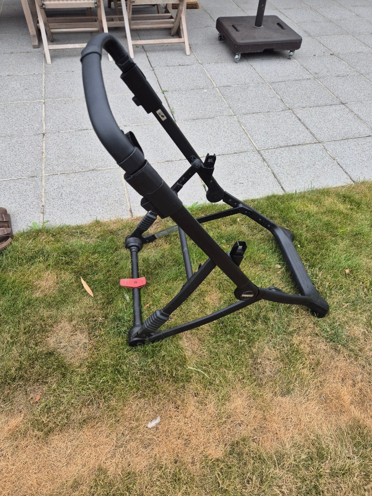 Thule Sleek frame, Motoren, Ophalen