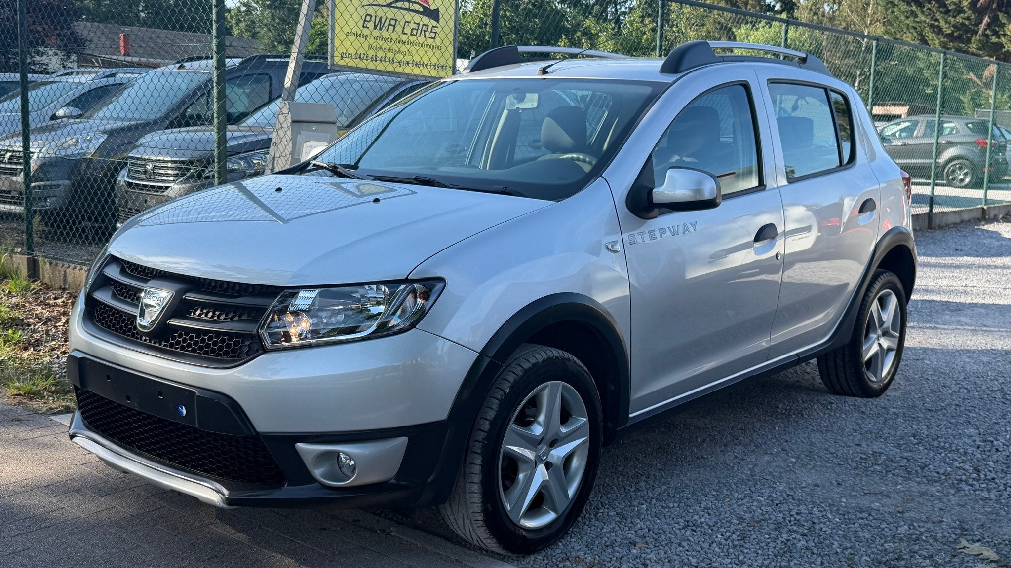 Dacia Stepway Benzine bj 2015 km 71500, Auto's, Dacia, Bedrijf, Te koop, Overige modellen, ABS, Airbags, Airconditioning, Bluetooth