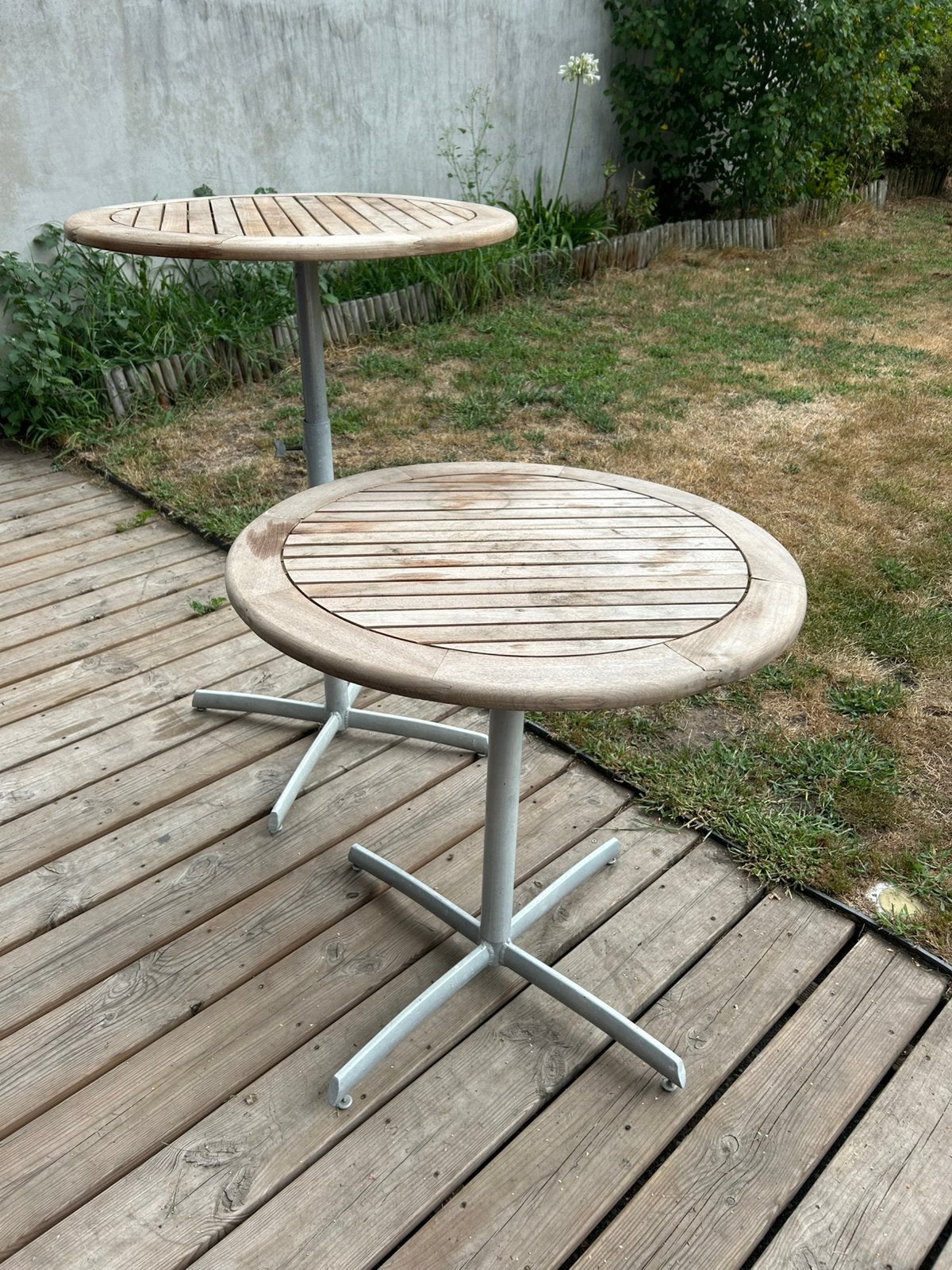 2 tables de bistrot/tables debout ajustables — 70 cm, Enlèvement, Utilisé, Bois